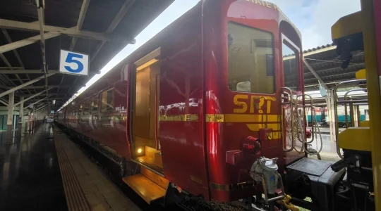 ロイヤルブロッサム_タイ国鉄